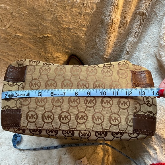 Michael Kors Bag - Picture 2 of 10